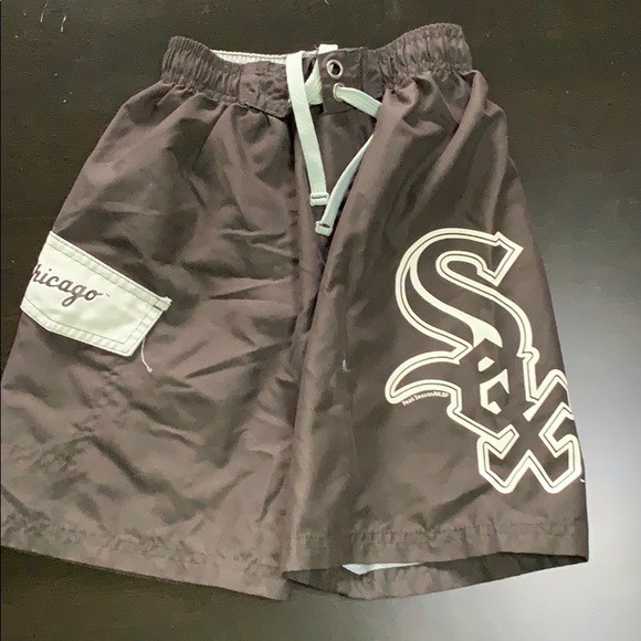 White Sox swimming shorts/ adidas white Sox shirt - Picture 2 of 4
